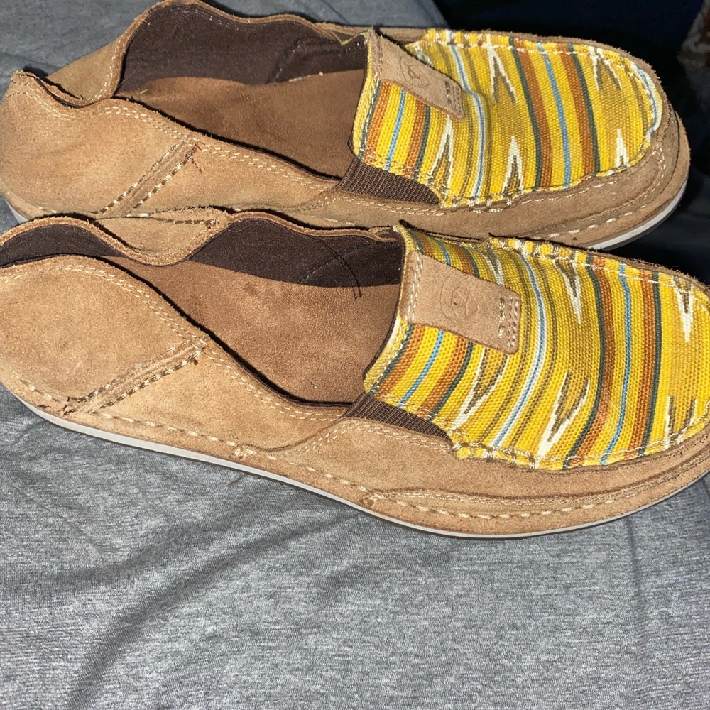 Ariat womens cruisers, size 7